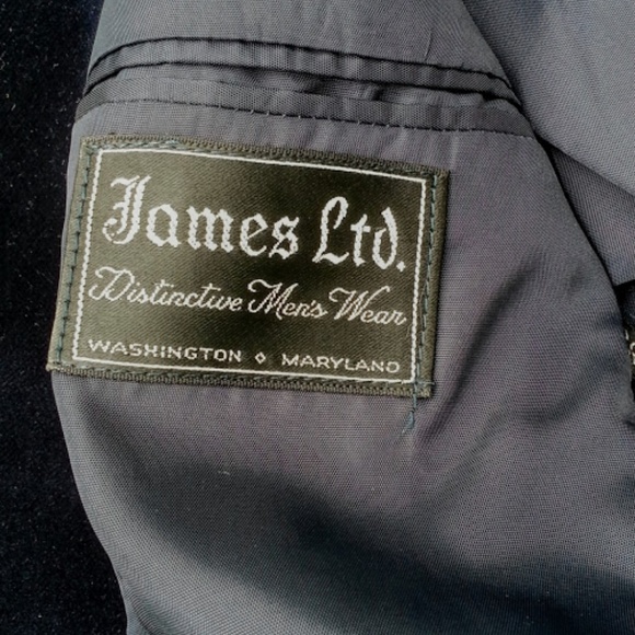 Yves St. Laurant Vintage 1960's Men's Blue Velvet Dinner Smoking Jacket LIKE NEW - Picture 8 of 12